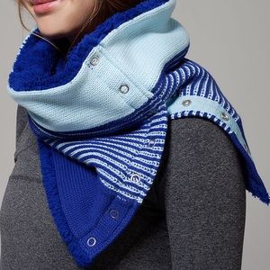 Ivivva Scarf